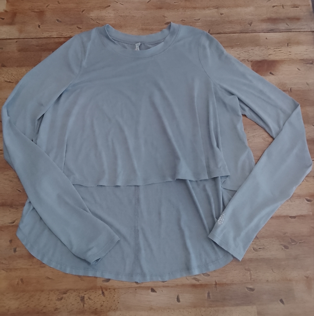 Free People Movement Women's Long Sleeve Scoop-Neck Top Gray Med